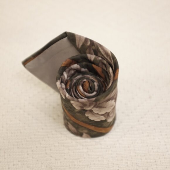 Sazzari green tie with white floral handmade in Italy 100% silk - Picture 2 of 4